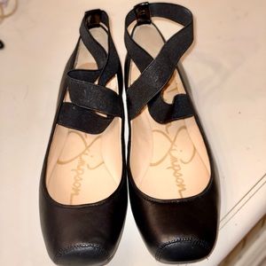 Jessica Simpson Black Ballet Flats